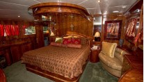 BELLA DONNA II -   Master Cabin
